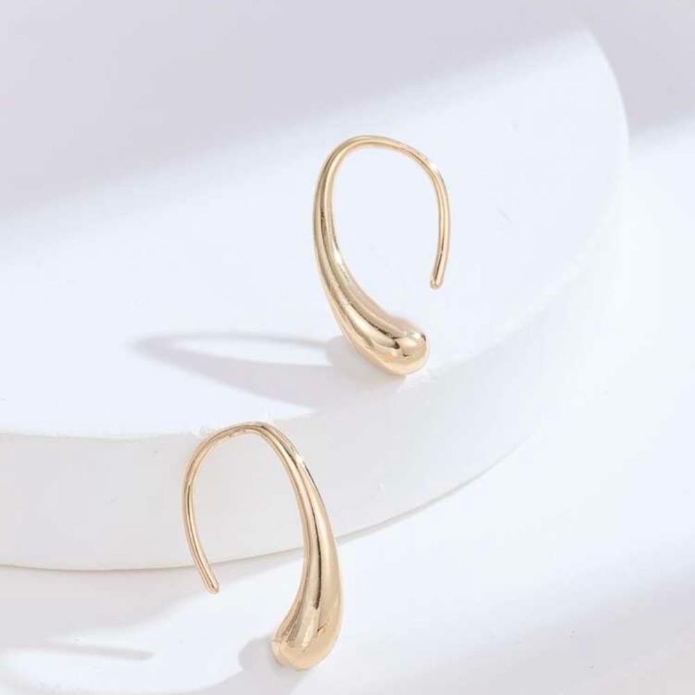 14k Gold plated earrings.NWOT - Picture 3 of 4